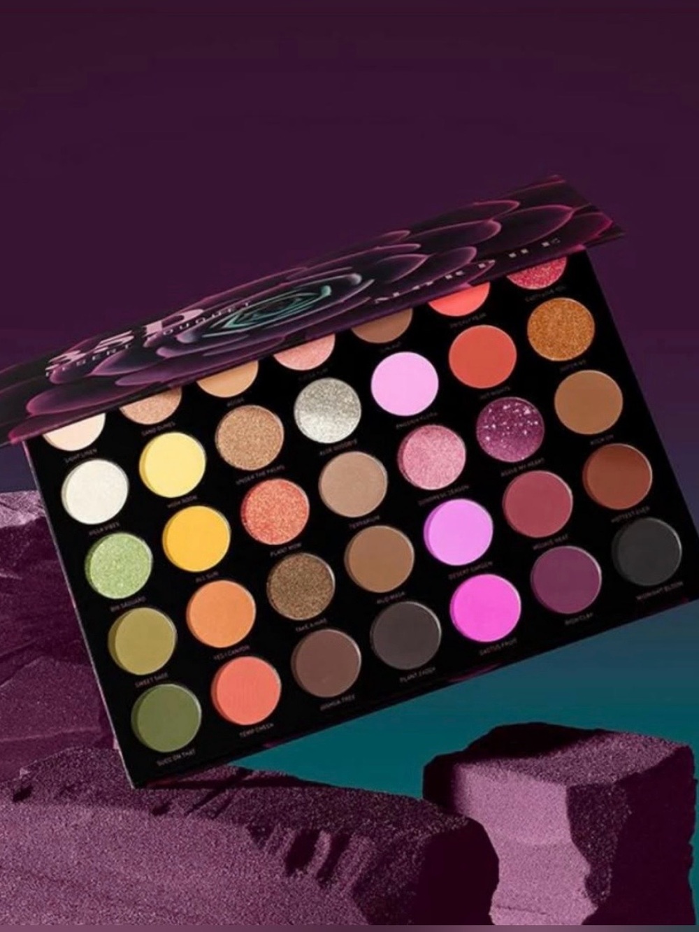 Morphe
35D Desert Bouquet Artistry Palette